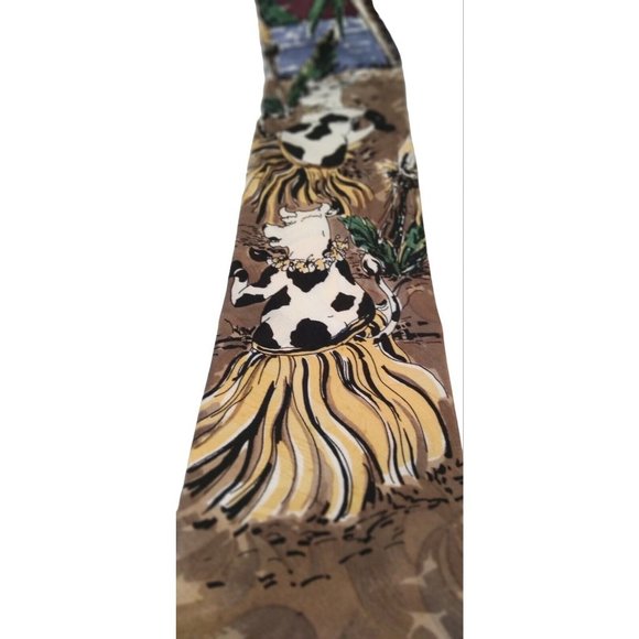 Cattle Call Moo Moo Logo Multicolor Cows Classic 100% Silk Tie 4" Wide USA - Picture 6 of 8